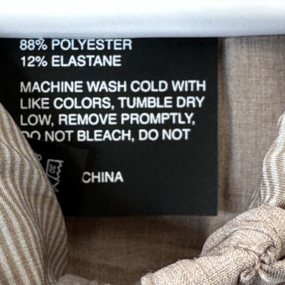 NEW VUORI Outdoor Trainer Shell Jacket Large L Platinum VW501 Women’s Tan - Picture 9 of 10